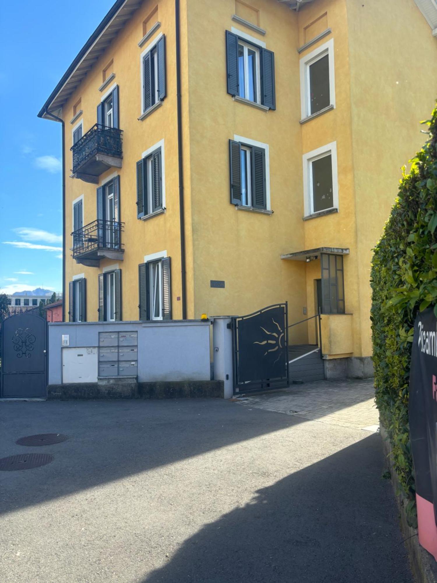 Small Apartments In Lamone Exterior photo